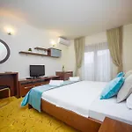 Hotel Odissey Jaz